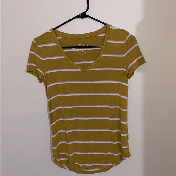 B1G1❤️V- neck striped soft t-shirt - Picture 1 of 2